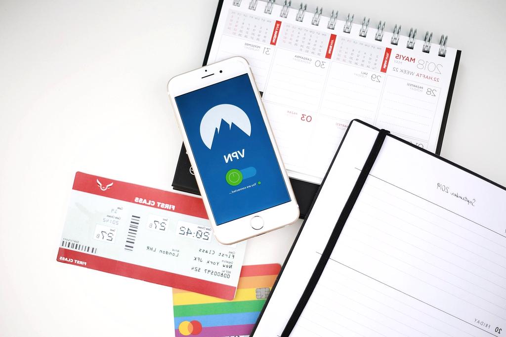 Stimmungsvolle private Feier mit edler Dekoration und Gästen